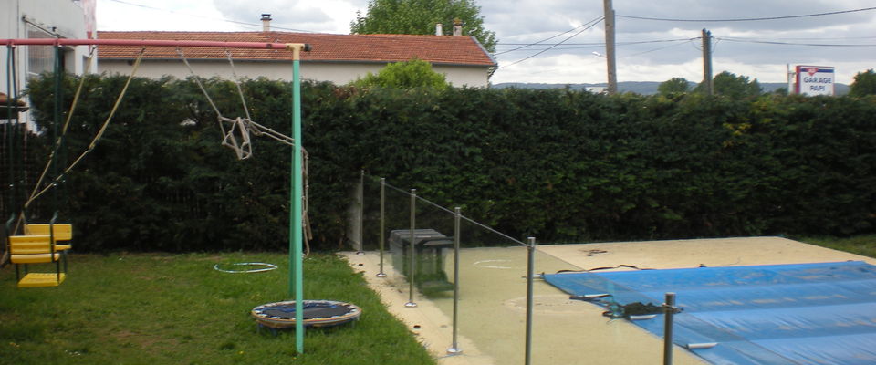 élagage de haie de thuyas à Frontonas, Bourgoin jallieu, l'isle d'Abeau Services à la personne